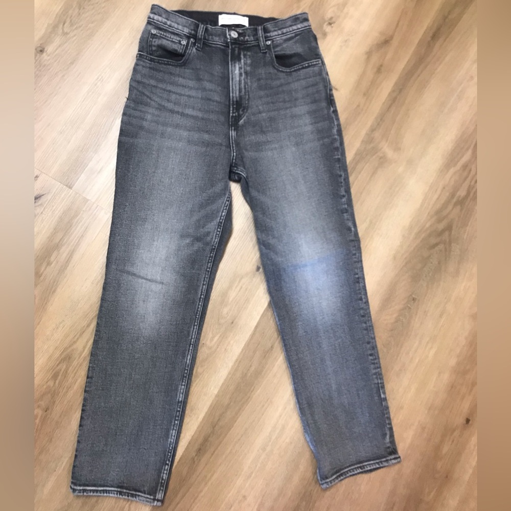 Abercrombie & Fitch size 27 The ankle straight ultra high-rise